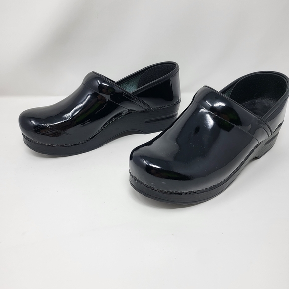 Dansko Shiny Black Clogs - Picture 3 of 8